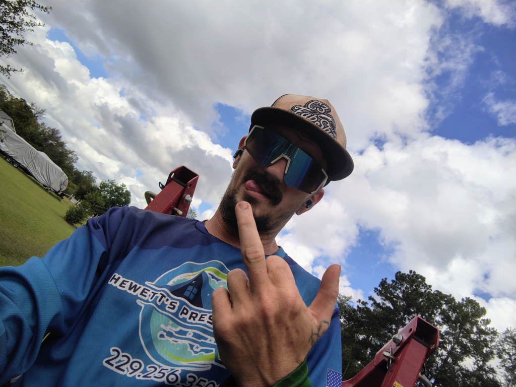 Aaronhewett